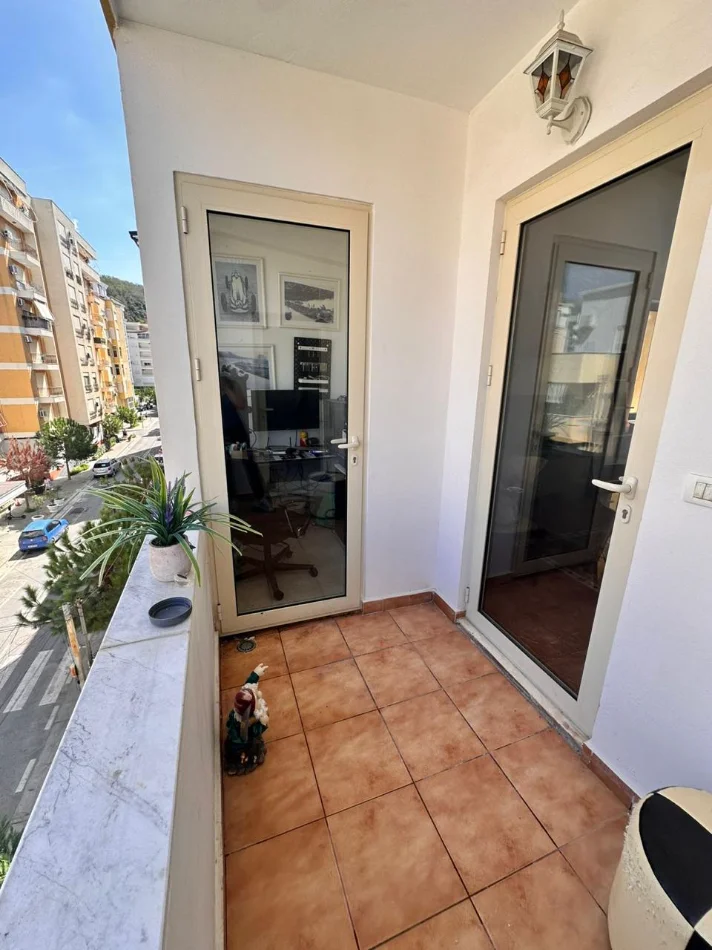 Durres, shitet apartament 1+1 Kati 4, 82.000 € 