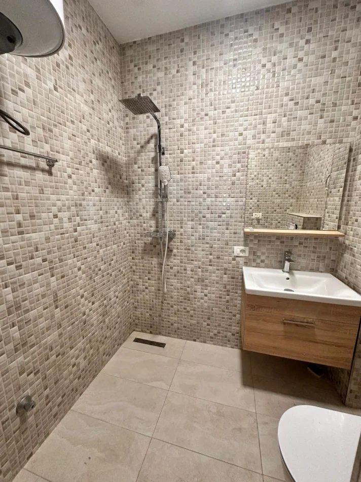 Durres, shitet apartament 1+1 Kati 4, 82.000 € 