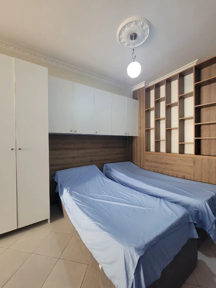 Tirane, jepet me qera apartament 1+1 Kati 2, 40 m² 420 € (Astir)