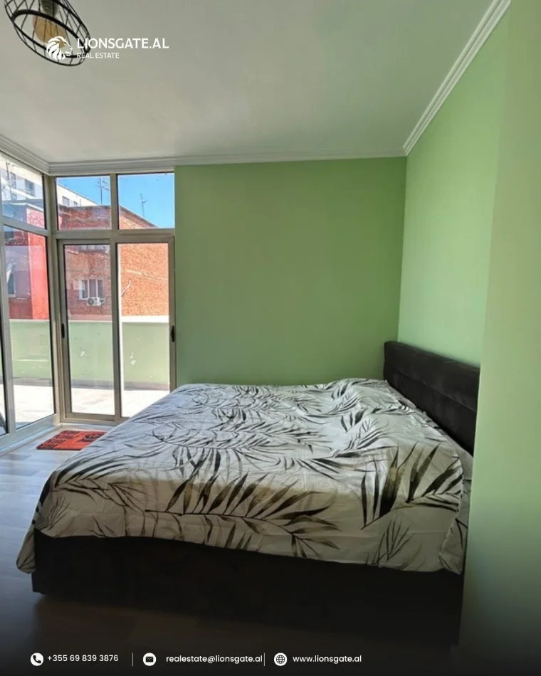 Tirane, jap me qera apartament 1+1+Ballkon , 130 m² 650 € 