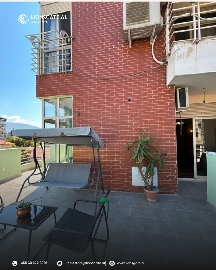 Tirane, jap me qera apartament 1+1+Ballkon , 130 m² 650 € 
