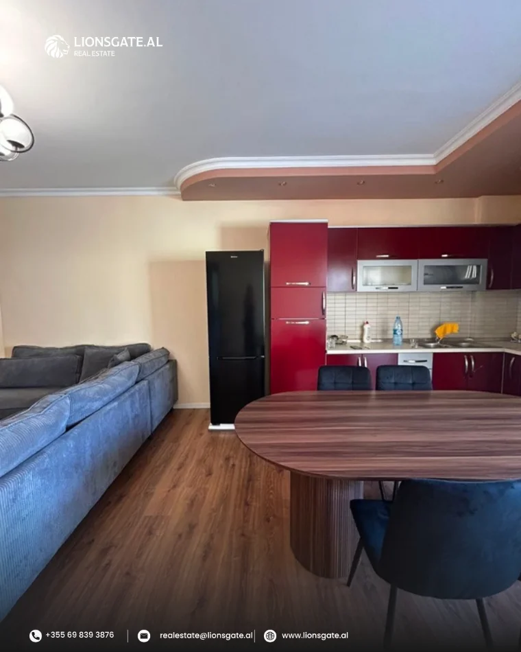 Tirane, jap me qera apartament 1+1+Ballkon , 130 m² 650 € 