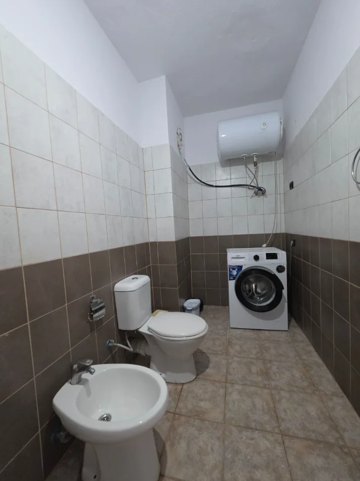 🏠 Me Qera: Apt. 2+1 & 1 Bllk (Fresk - Dega Thesarit )🔥Zonë e qetë || 100% e kompletuar 🫨 37,000 Lekë / Muaj💶