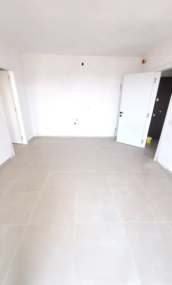Kavaje, shitet apartament 3+1+Aneks+Ballkon Kati 5, 115 m² 92.000 € (Kavaje)