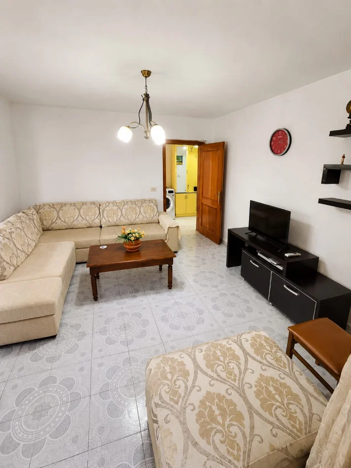 Durres, shitet apartament 1+1 Kati 4, 65 m² 85.000 € (Spitali)