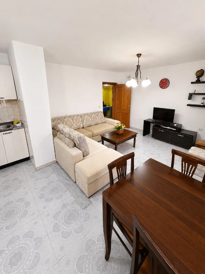 Durres, shitet apartament 1+1 Kati 4, 65 m² 85.000 € (Spitali)