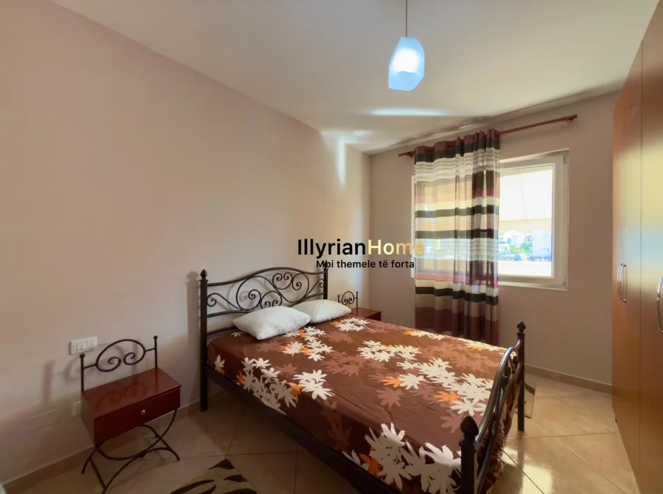 Tirane, jepet me qera apartament 1+1 Kati 6, 128 m² 600 € (Rruga Tefta Tashko)