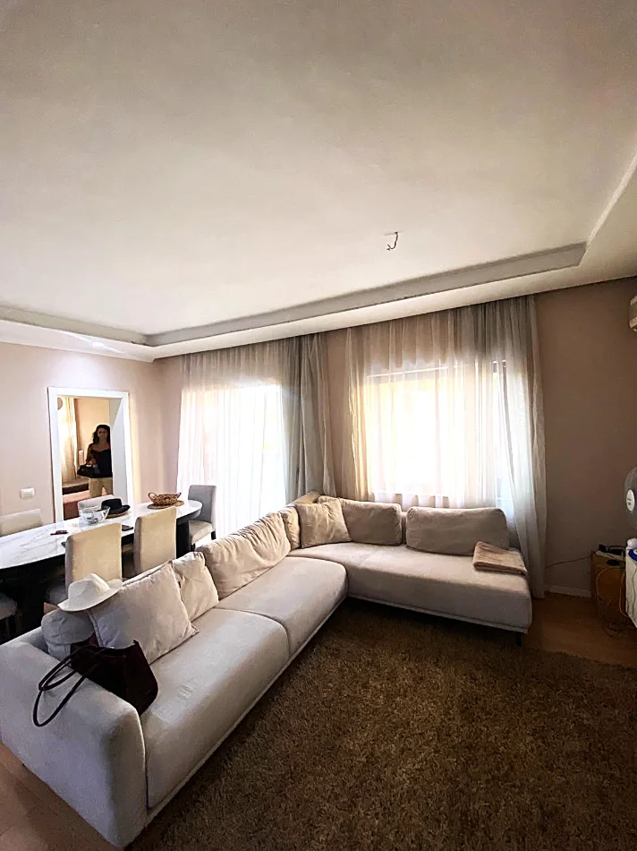 Jepet me Qera Super Apartament 2+1 Fillim te Don Bosko ---- 550 € (Don Bosko)