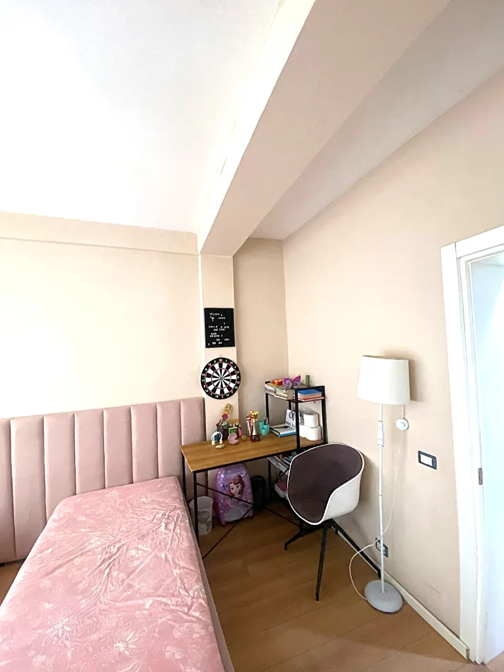 Jepet me Qera Super Apartament 2+1 Fillim te Don Bosko ---- 550 € (Don Bosko)