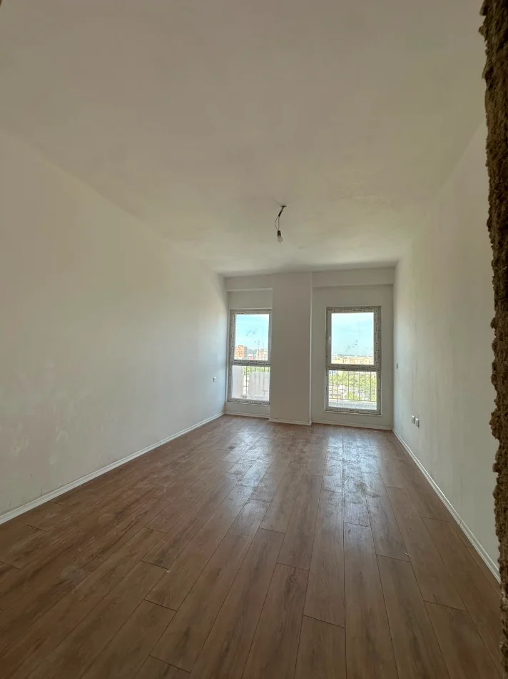 Tirane, shes apartament 2+1+Ballkon Kati 7, 131 m² (Dritan Hoxha)