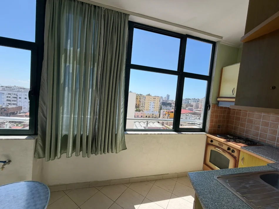 Durres, shitet apartament 3+1+Aneks+Ballkon Kati 10, 135 m² 160.000 € (Tregu i Vogel)