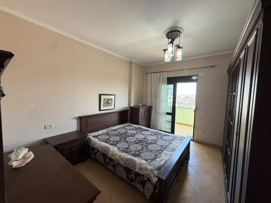 Durres, shitet apartament 3+1+Aneks+Ballkon Kati 10, 135 m² 160.000 € (Tregu i Vogel)