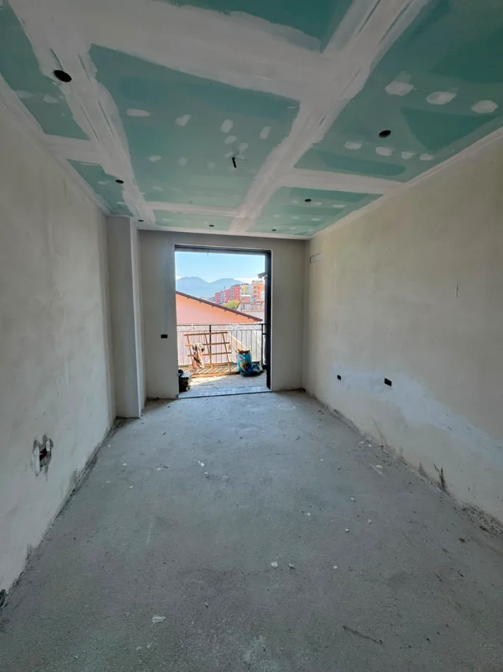 Tirane, shitet apartament 2+1 , 105 m² 95.382 € 