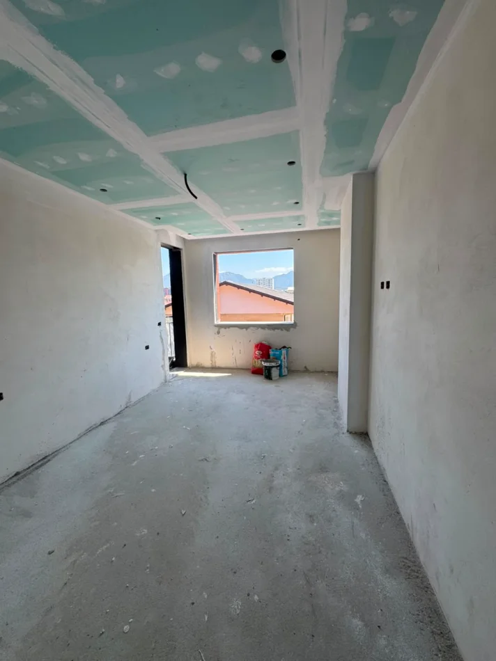 Tirane, shitet apartament 2+1 , 105 m² 95.382 € 