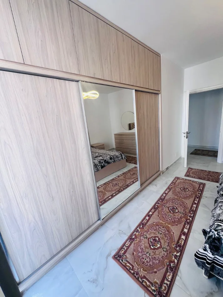 Tirane, jepet me qera apartament 2+1+Ballkon Kati 4, 500 m² 500 € (Astir ( prane Bohem))