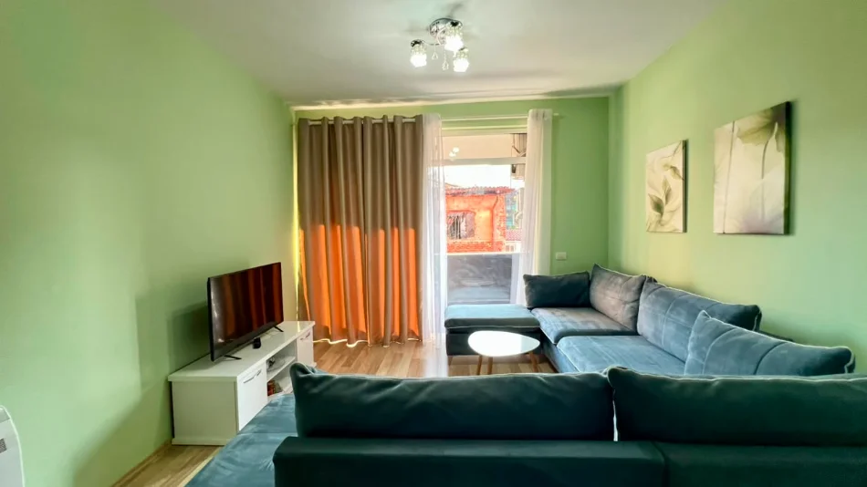 ME QERA: 1+1📍Qender (Prane Toptanit) - 65,000 Leke/Muaj - Pallat i Ri V.2018 - K.4 - SP.75m² || Ne Zemer Te Tiranes me akses te menjehershem🏃🏻‍♂️