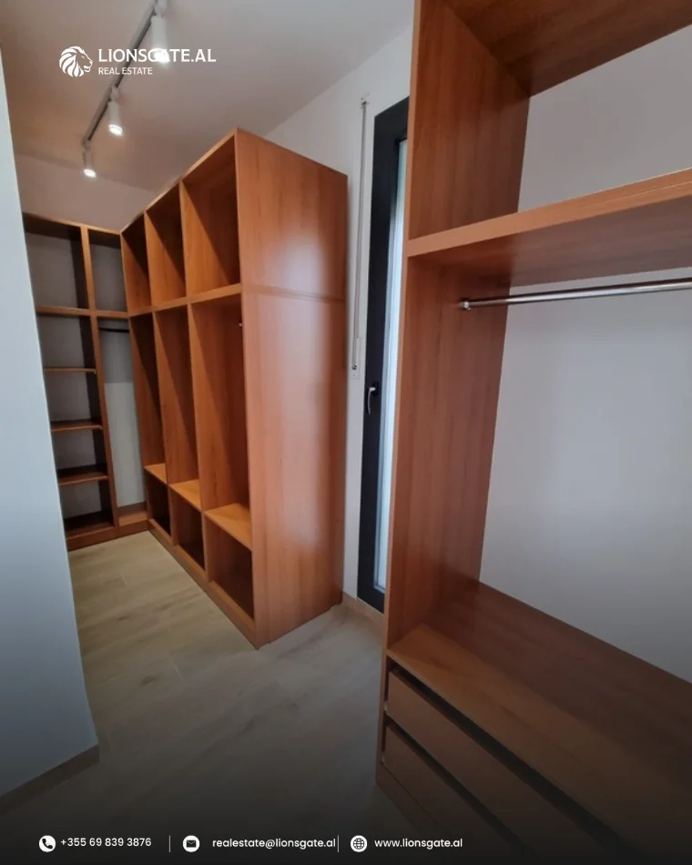Tirane, jap me qera apartament 2+1+Ballkon , 100 m² 750 € 