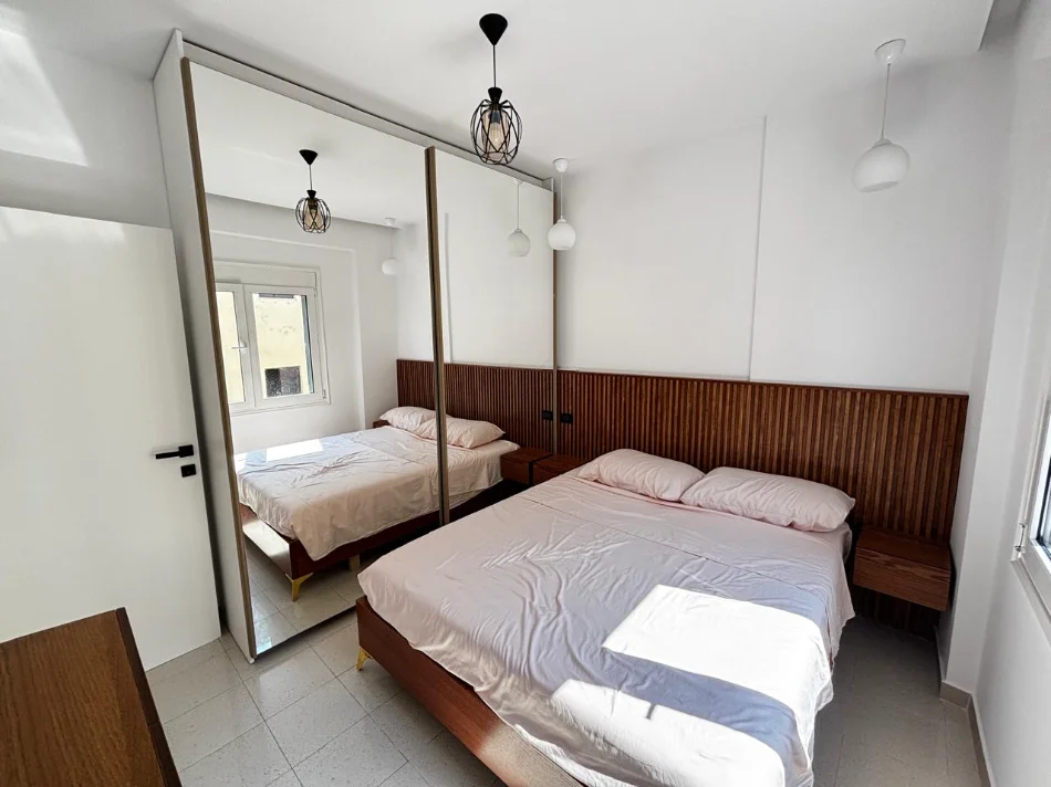 Durres, jepet me qera 2+1 Kati 6, 70 m² (Plazh, Lagja 13)