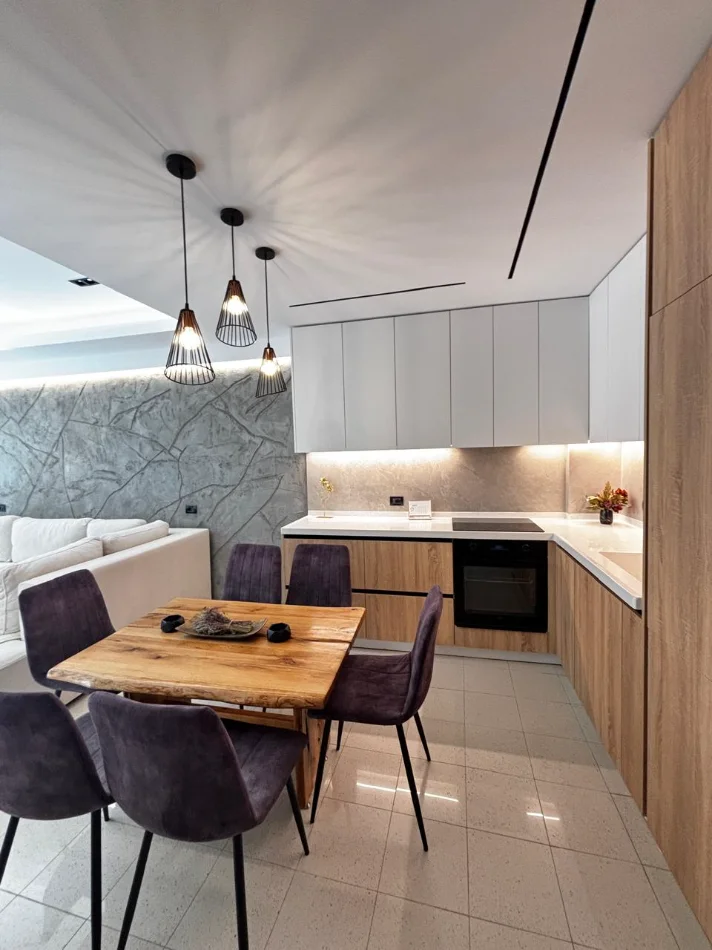 Durres, jepet me qera 2+1 Kati 6, 70 m² (Plazh, Lagja 13)