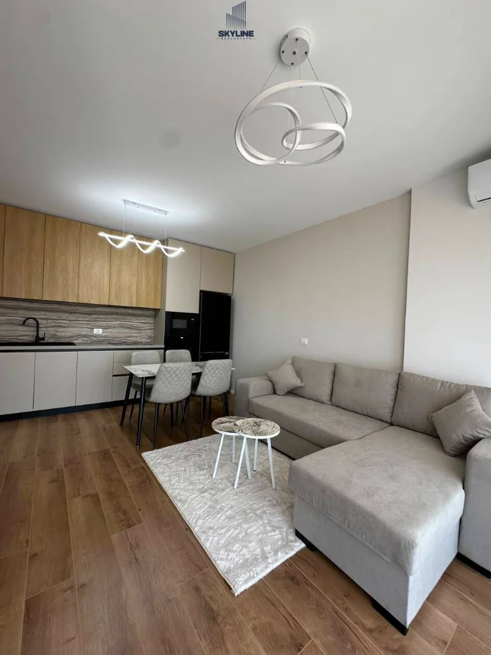 Tirane, jepet me qera apartament 2+1 Kati 4, 80 m² 700 € (Don Bosco)