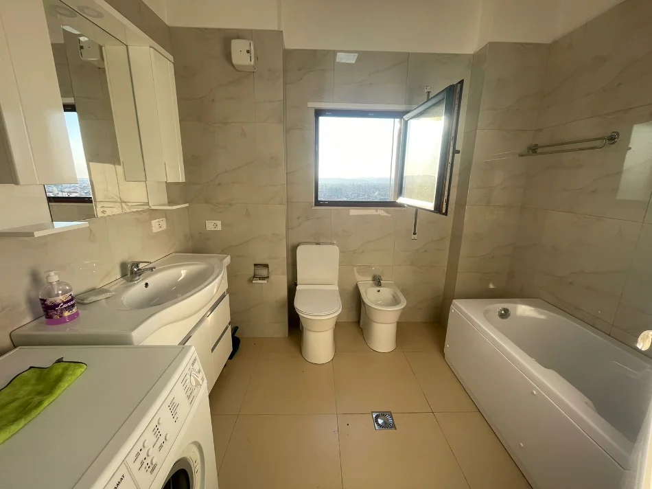 Tirane, jepet me qera apartament 2+1 Kati 4, 101 m² 400 € (Rruga e Arberit,Koder Kamez)