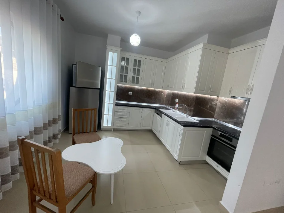 Tirane, jepet me qera apartament 2+1 Kati 4, 101 m² 400 € (Rruga e Arberit,Koder Kamez)