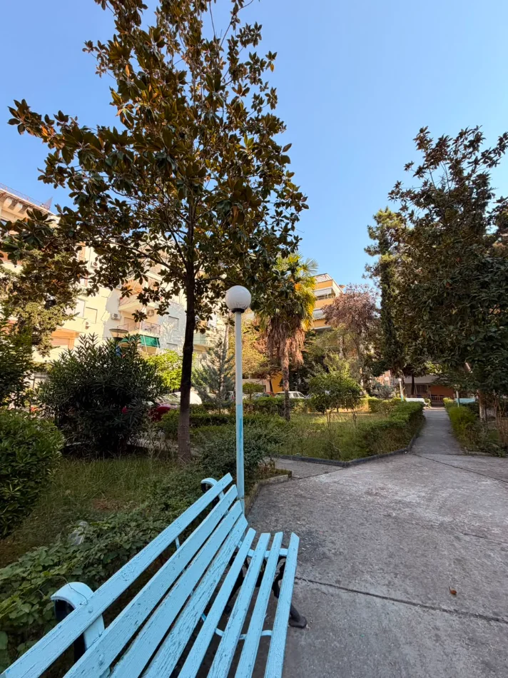 Durres, shes apartament 1+1+Ballkon Kati 4, 82.000 € 