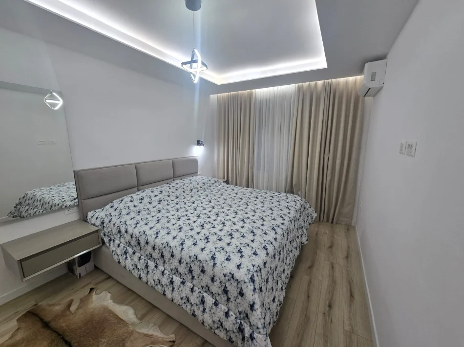 Tirane, shitet apartament 2+1+Aneks+Ballkon Kati 1, 77 m² 188.000 € (brryli)