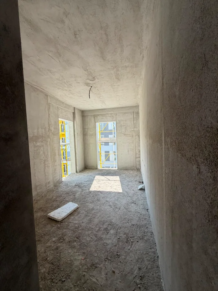 Tirane, shitet apartament 2+1+Ballkon , 115 m² 144.000 € (Kthesa e Kamzes, Kompleksi Tirana Entry III)