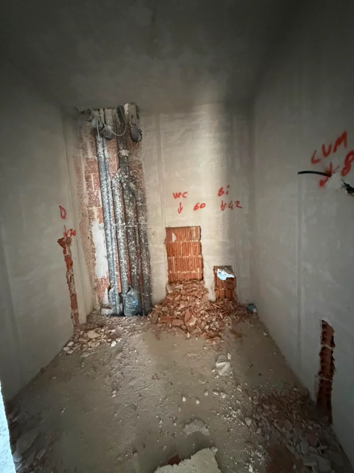 Tirane, shitet apartament 2+1+Ballkon , 115 m² 144.000 € (Kthesa e Kamzes, Kompleksi Tirana Entry III)
