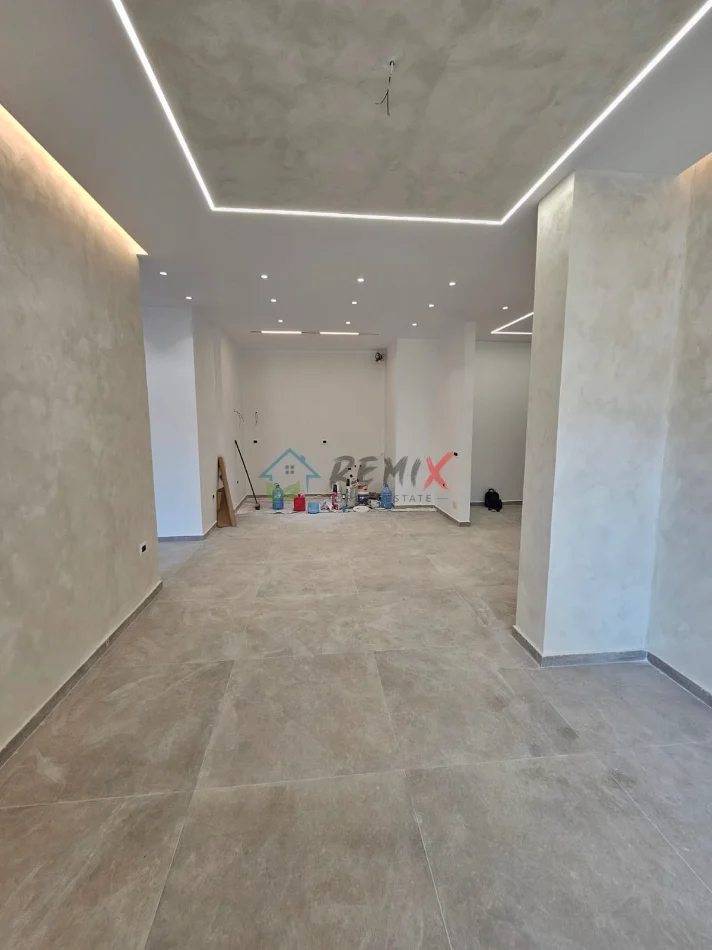 Durres, shitet apartament 2+1+Aneks+Ballkon Kati 2, 110 m² 175.000 € 