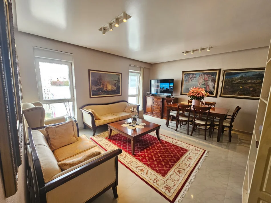 Tirane, shitet apartament 3+1+Aneks+Ballkon Kati 9, 93 m² 259.000 € (ish parku i autobusave)