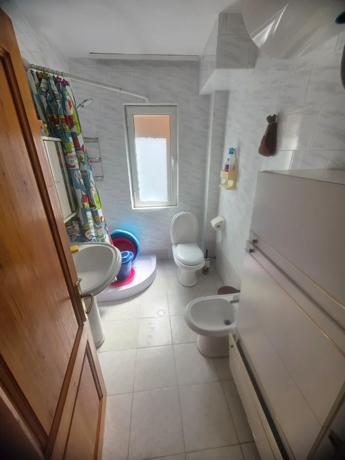 Durres, shitet apartament 1+1+Aneks+Ballkon Kati 4, 65 m² 92.000 € 