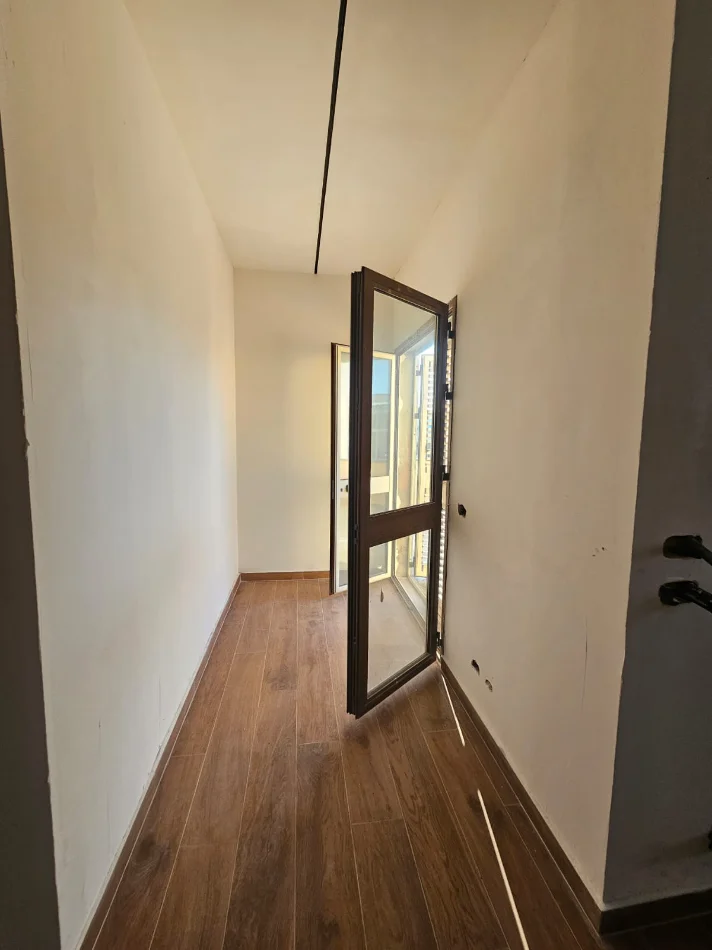 Durres, shitet apartament+verande | Penthouse 3+1+Aneks+Ballkon Kati 9, 160 m² 185.000 € 