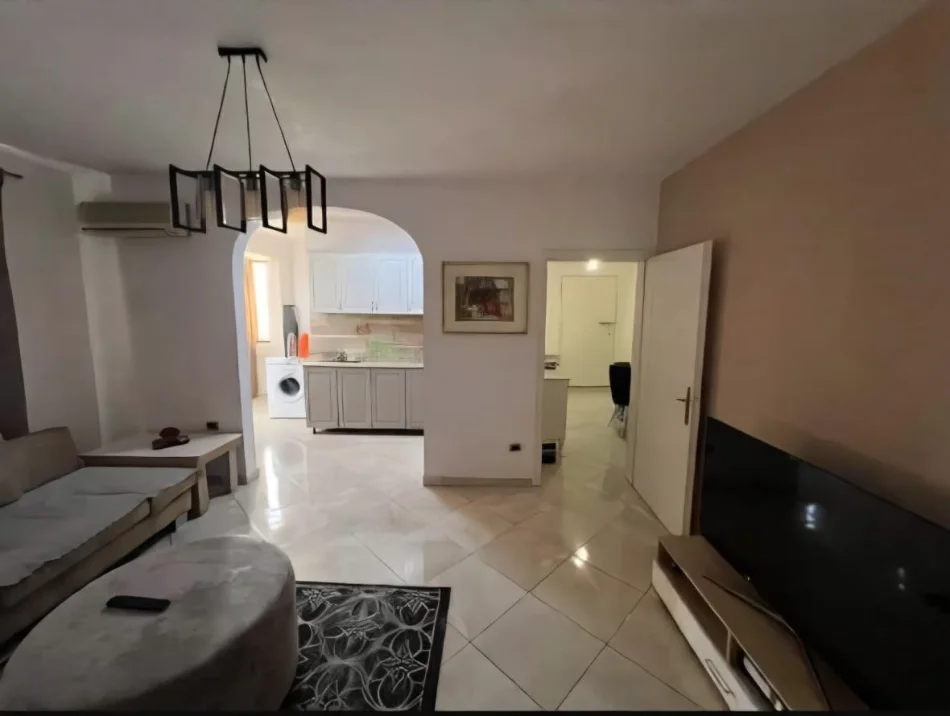 Tirane, shitet apartament 1+1 Kati 6, 60 m² 95.000 € (Laprake D8141Z-28)