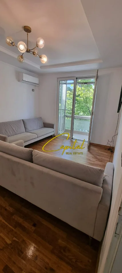 Tirane, jepet me qera apartament 2+1 Kati 3, 80 m² 900 € (SHESHI WILLSON)