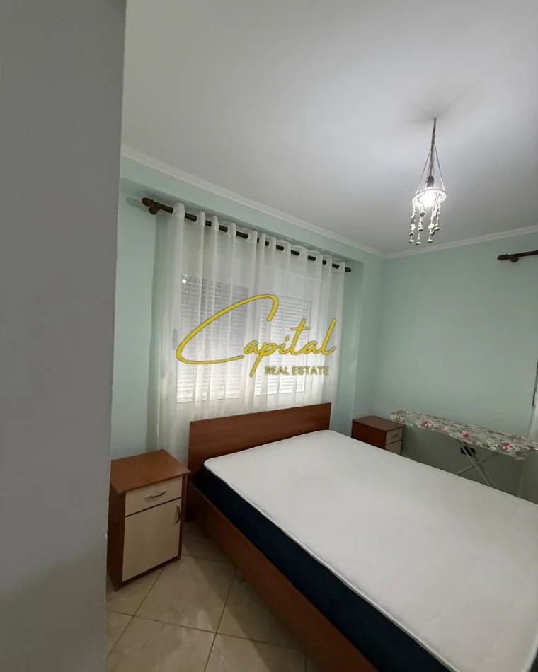 Tirane, jepet me qera apartament 2+1 Kati 3, 67 m² 550 € (MATERNITETI I RI)