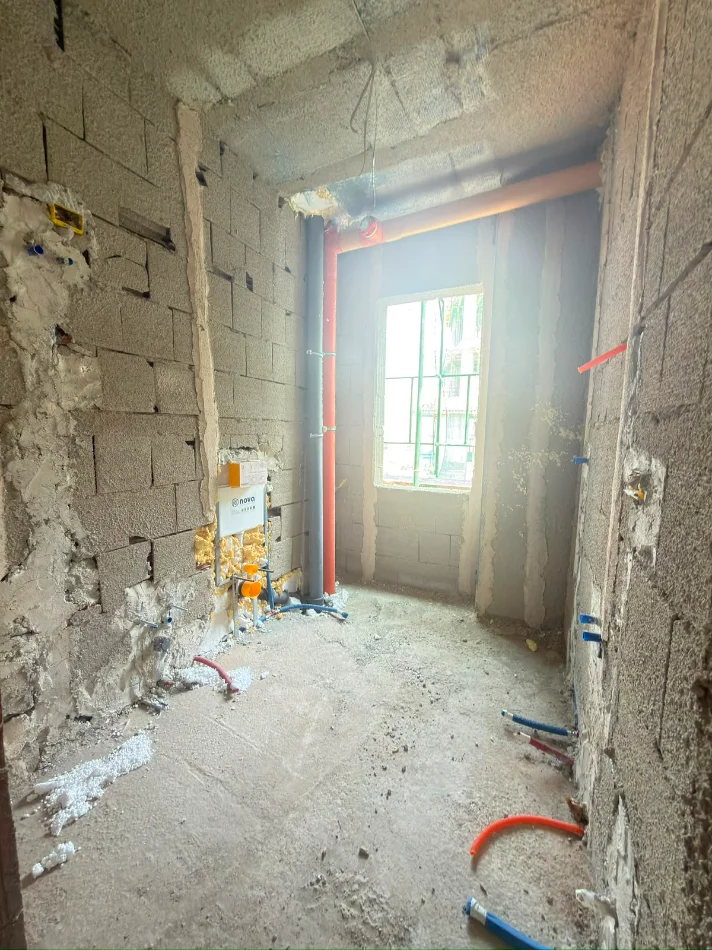 Tirane, shitet apartament 1+1+Ballkon Kati 6, 73 m² 58.000 € (Kamez prane pedonales se Bathores)