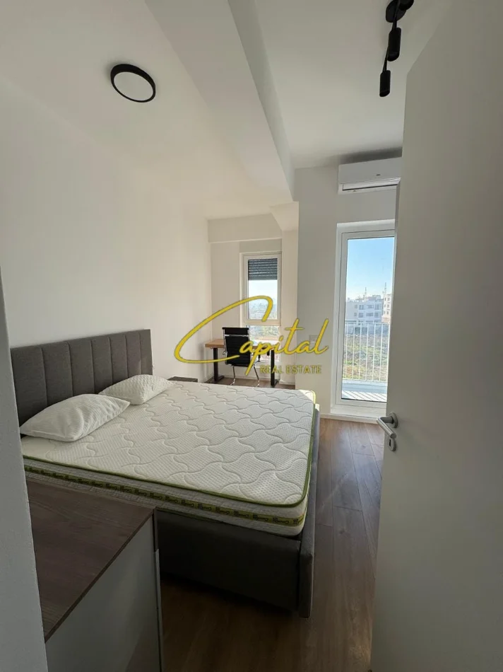 Tirane, jepet me qera apartament 1+1 Kati 2, 55 m² 470 € (FRESKU)
