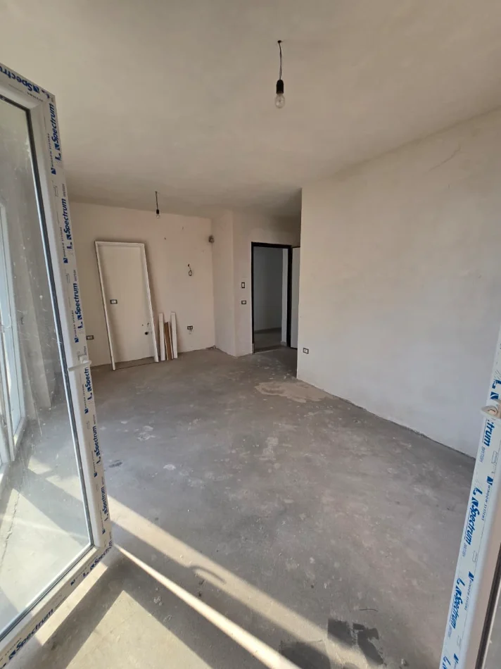 Lezhe, shitet apartament 1+1+Ballkon Kati 2, 65 m² 133.000 € (Rena e Hedhur, Lezhe)