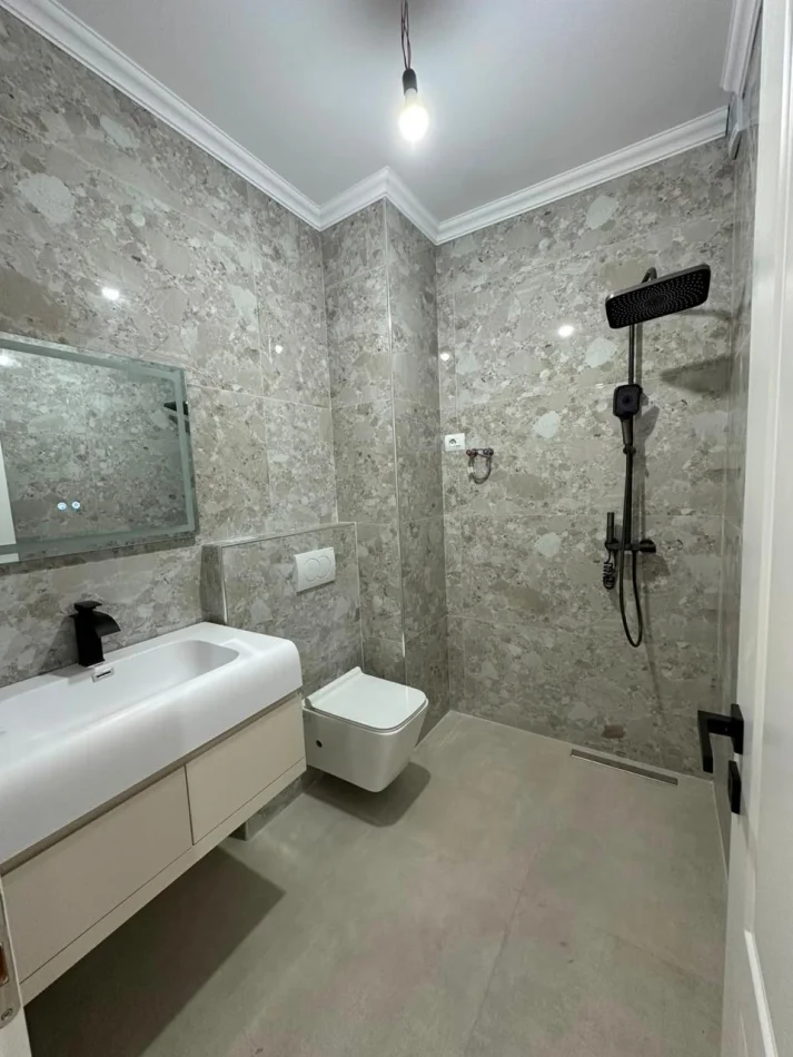 Tirane, jepet me qera apartament 2+1 Kati 4, 94 m² 700 € (Rruga e Bogdanëve)