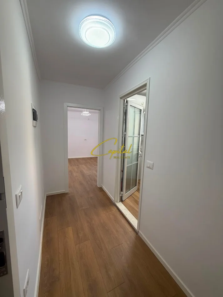 Tirane, shitet apartament 1+1 Kati 4, 53 m² 118.000 € (XHAMLLIKU)