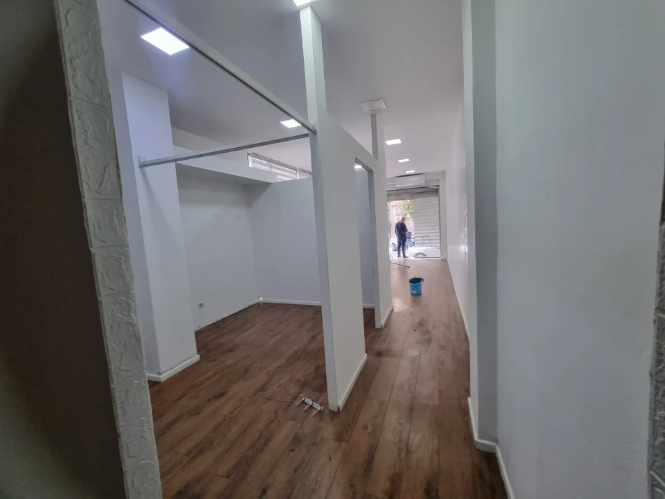 Tirane, jepet me qera ambjent biznesi Kati 0, 50 m² 599 € (Myslym Shyri)