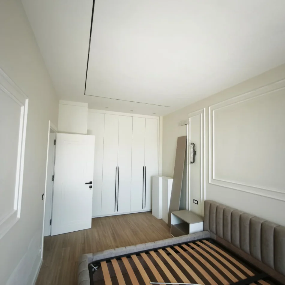 Tirane, shitet apartament 1+1+Ballkon Kati 2, 79 m² 210.000 € (Tulipan Residence teg)