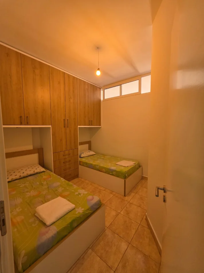 Tirane, jepet me qera apartament 1+1 Kati 7, 75 m² (ASTIR)