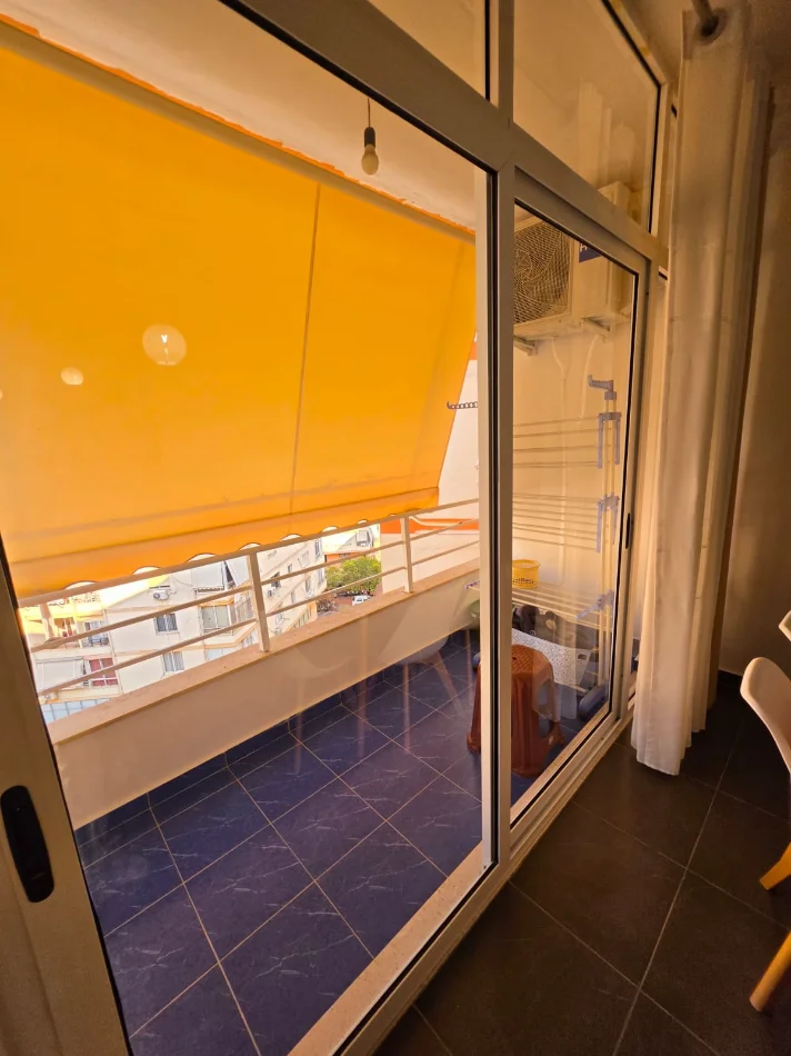 Tirane, jepet me qera apartament 1+1 Kati 7, 75 m² (ASTIR)