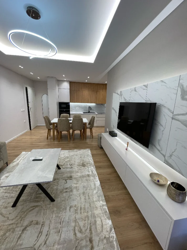 Tirane, jepet me qera apartament 2+1+Ballkon Kati 3, 90 m² 900 € (Rruga e Kavajes)