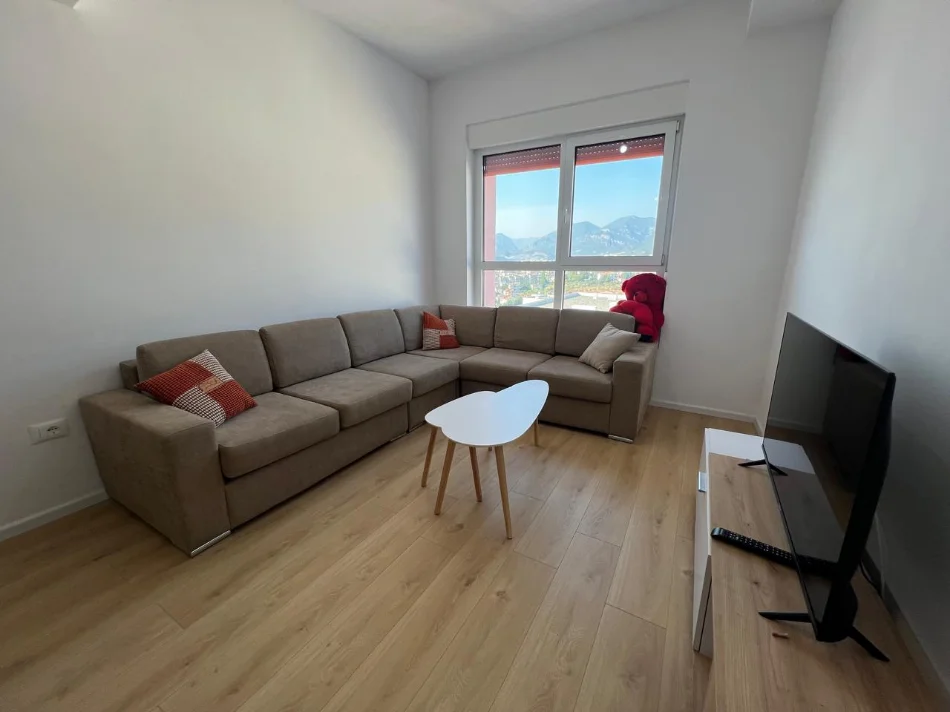 Tirane, jepet me qera apartament 2+1 Kati 9, 73 m² 518 € (Kompleksi Kadiu, Ali Demi, Tiranë.)