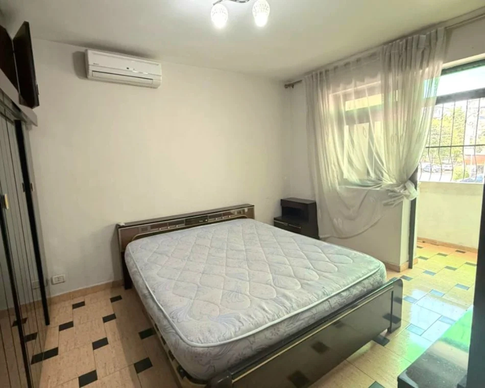 Tirane, shitet apartament 2+1 Kati 2, 76 m² 140.000 € 