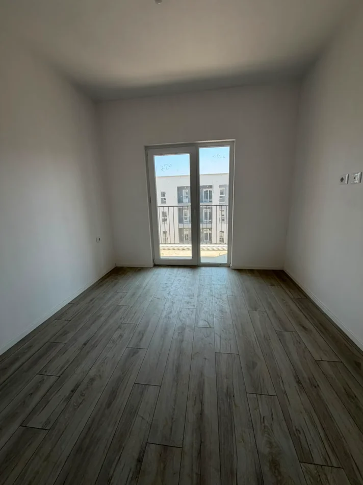🏡 OKAZION | SHITET APARTAMENT 2+1+2 – TIRANA ENTRY Ish Dogana